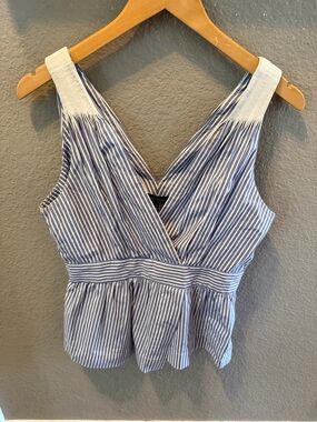 Banana Republic Blue White Striped Peplum Top Size 6 Sleeveless V Neck Smocked